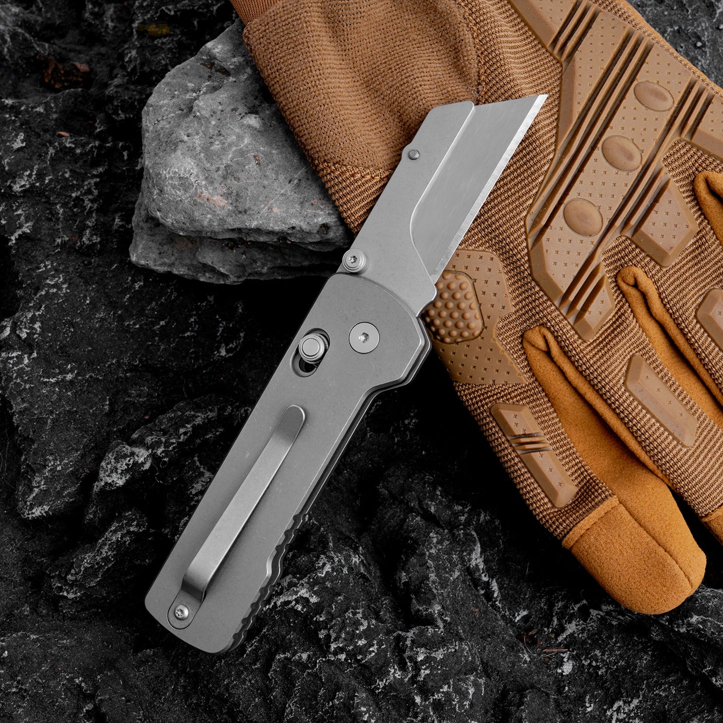 Titanium Folding Utility Knife, EDC Pocket Knife, Safety Lock Box Cutter with with 10PCS Razor Blades for Men Women