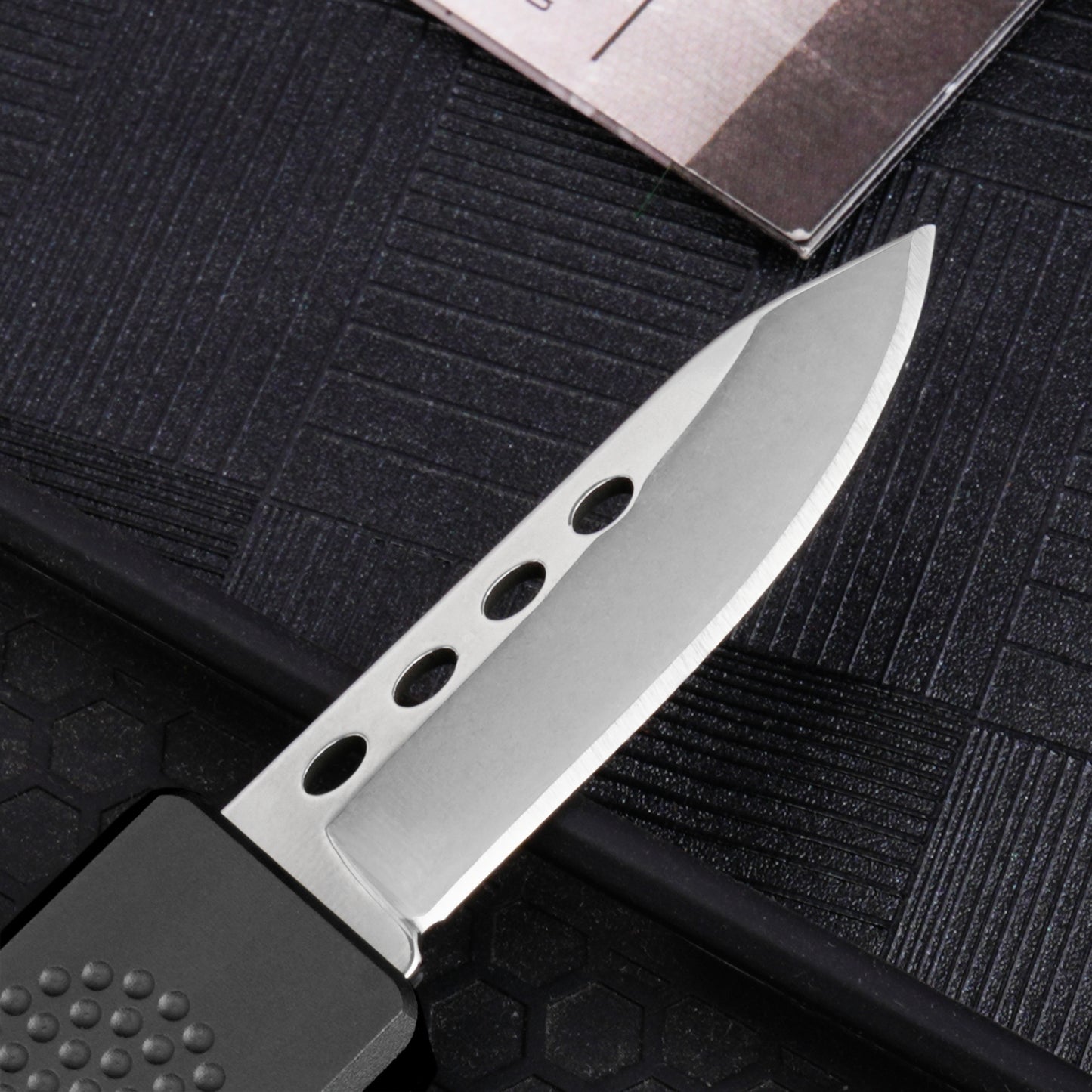 TGZUO 4.96" Compact Retractable Utility Tool - Stainless Steel Cutter Precision Machined Aluminum Handle (Black)