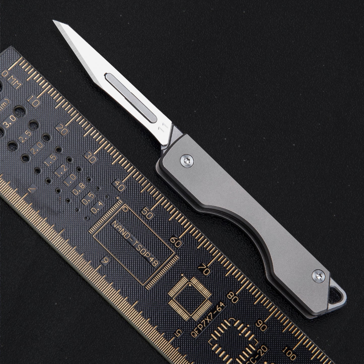 Titanium Mini Knife Portable folding knife with outdoor utility knife Scalpel 11 blade