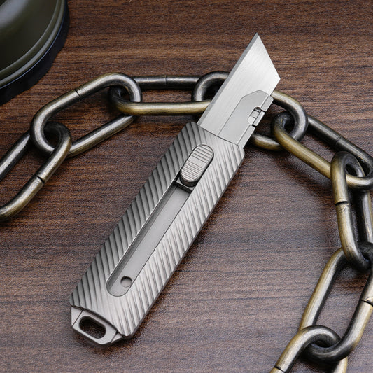 Titanium alloy multifunctional utility knife thickened heavy industrial electrician's knife cable peeling woodworking knife trapezoidal blade